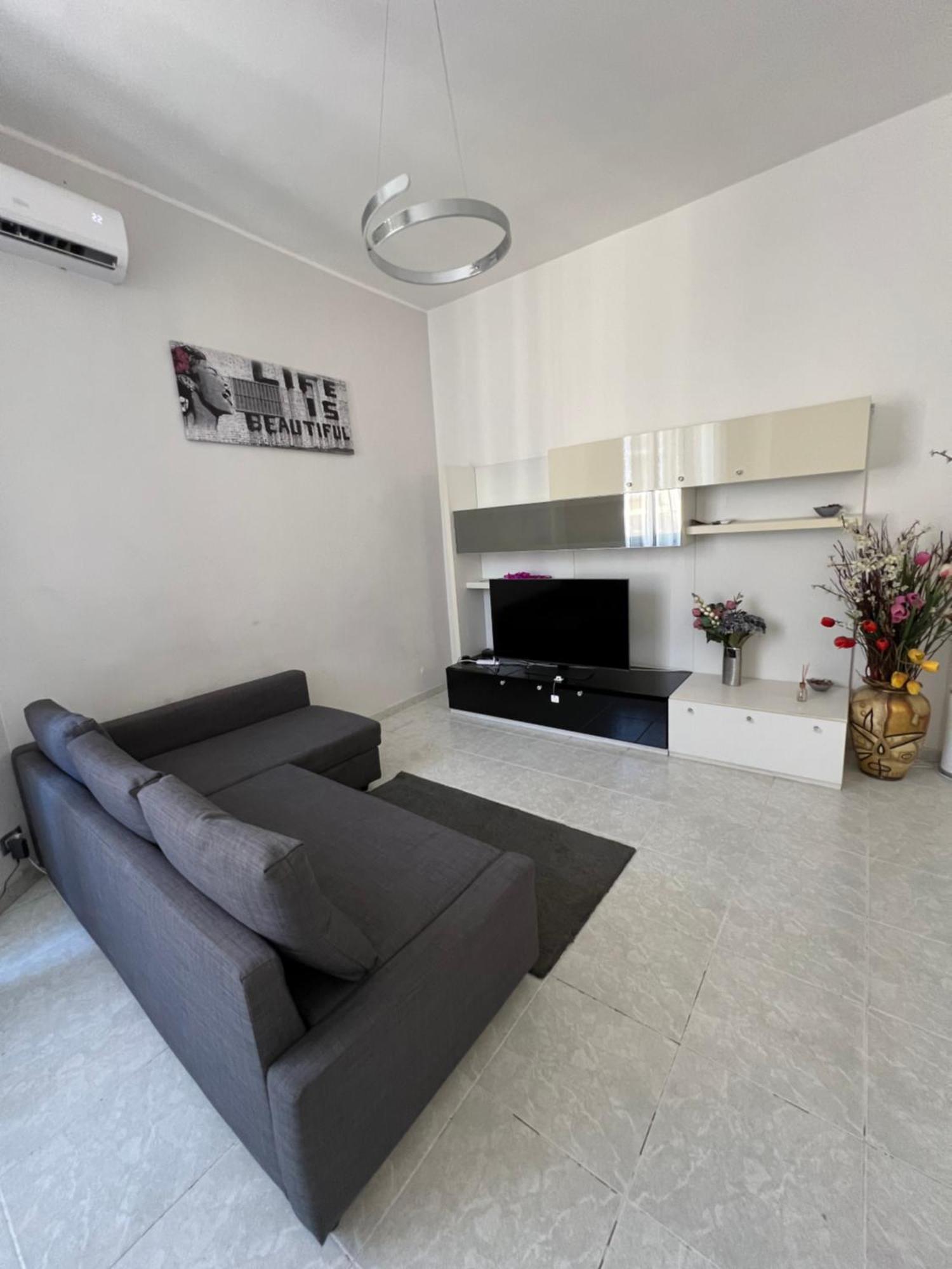 Port House Appartement Civitavecchia Buitenkant foto