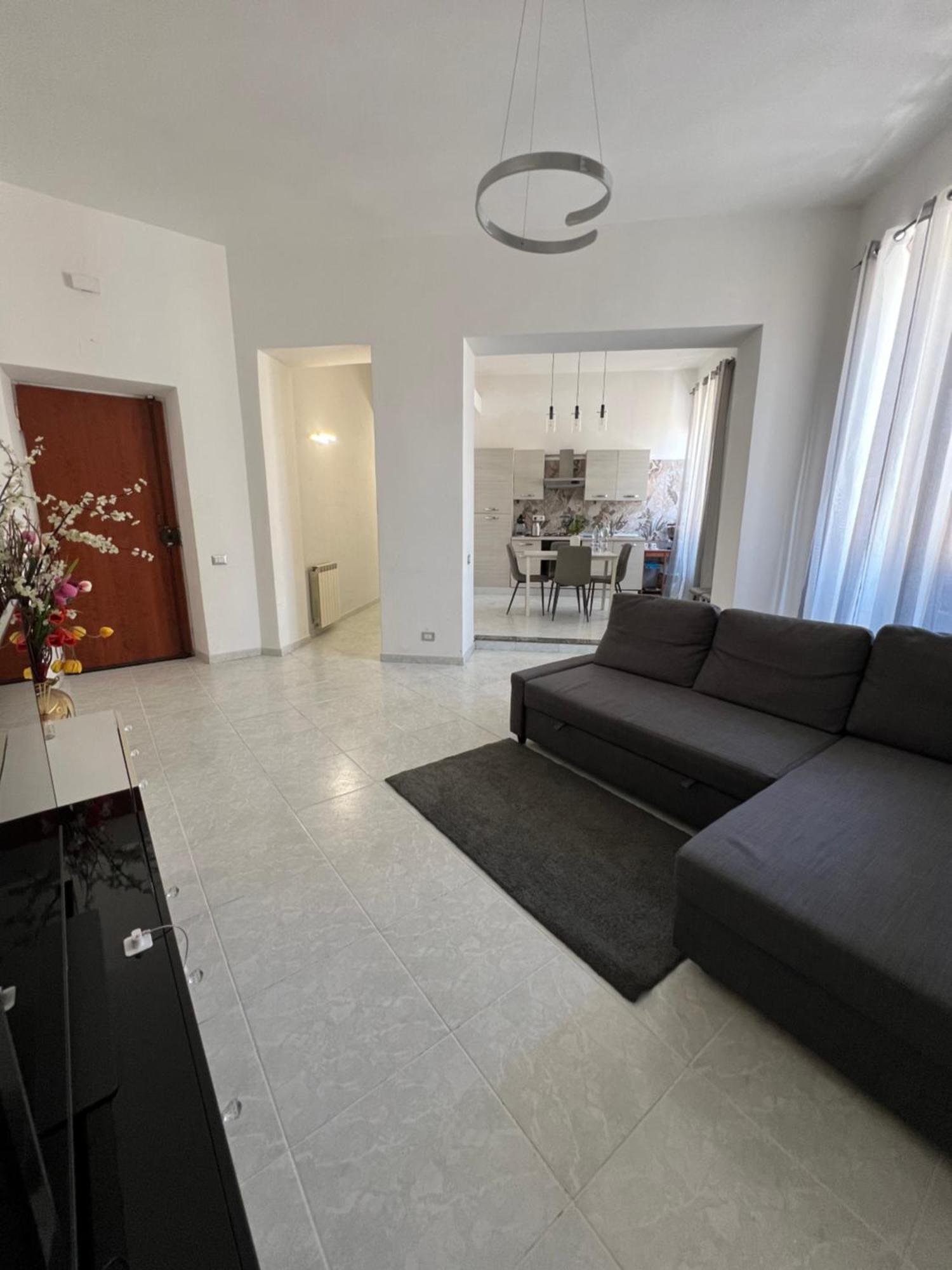 Port House Appartement Civitavecchia Buitenkant foto
