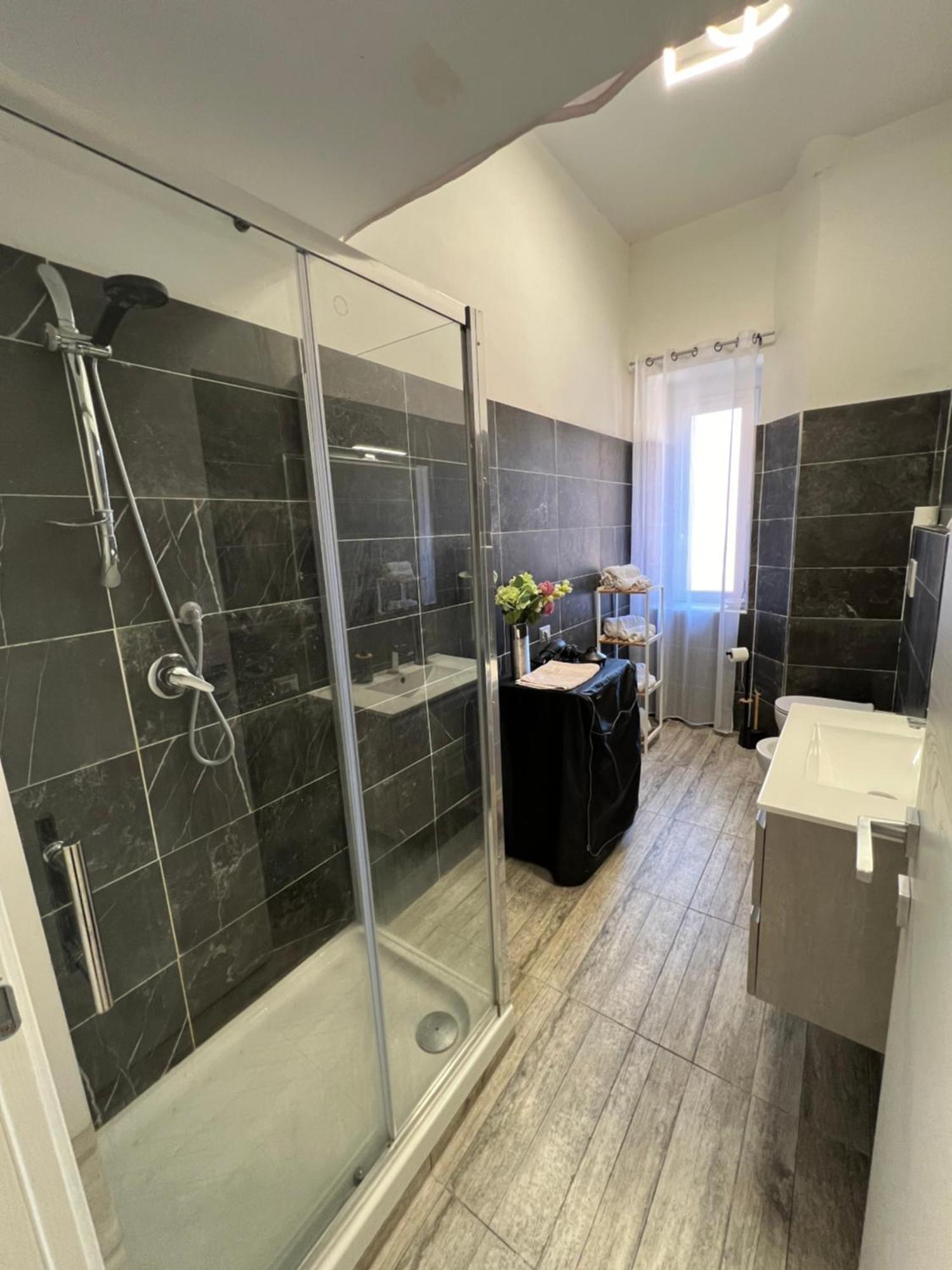 Port House Appartement Civitavecchia Buitenkant foto